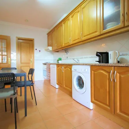 Sunny And Central Apartment Albufeira
